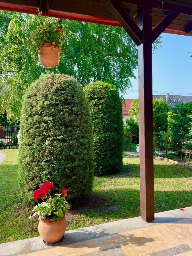 Rozsa Nyaralohaz Villa Balatonboglár Exterior foto