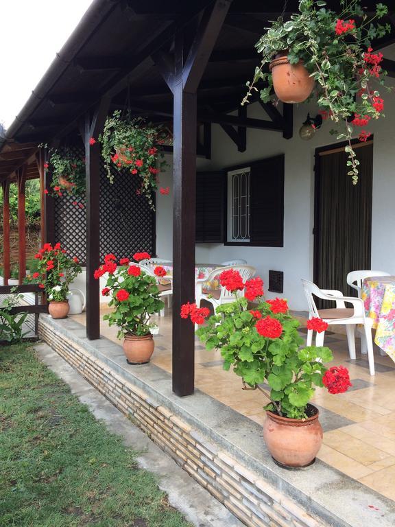 Rozsa Nyaralohaz Villa Balatonboglár Exterior foto